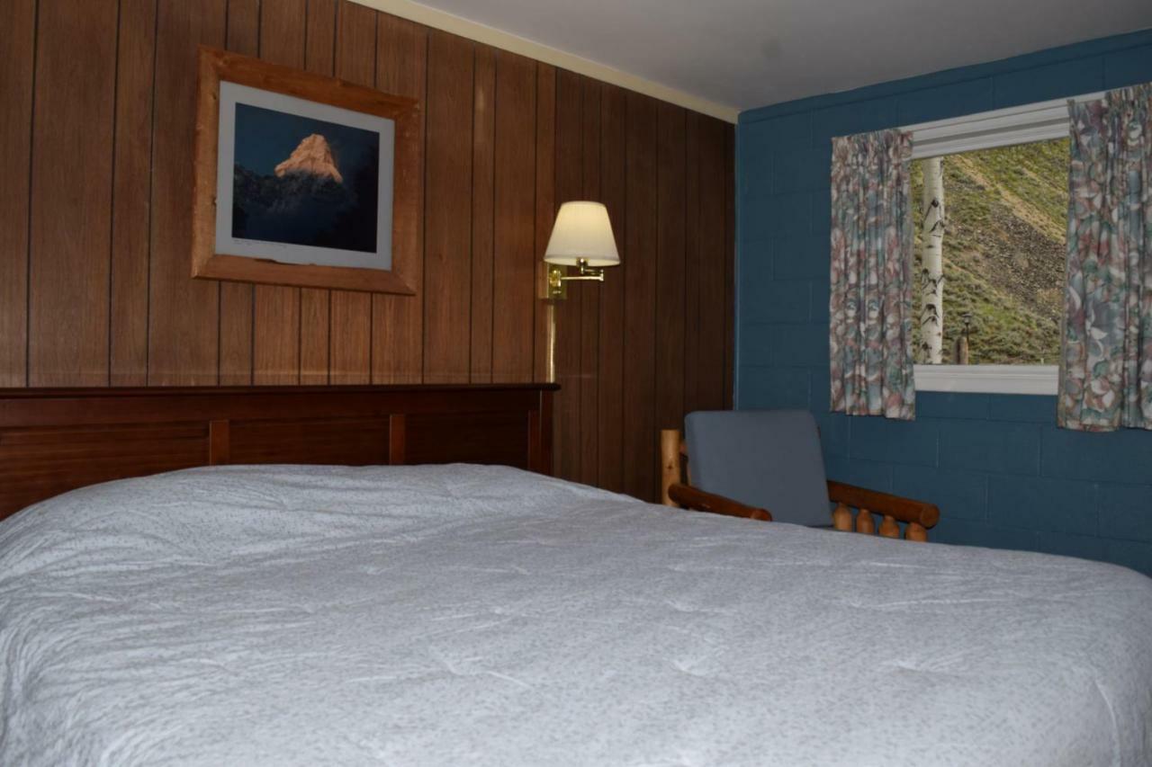 Redwood Cabins Otel Stanley Dış mekan fotoğraf