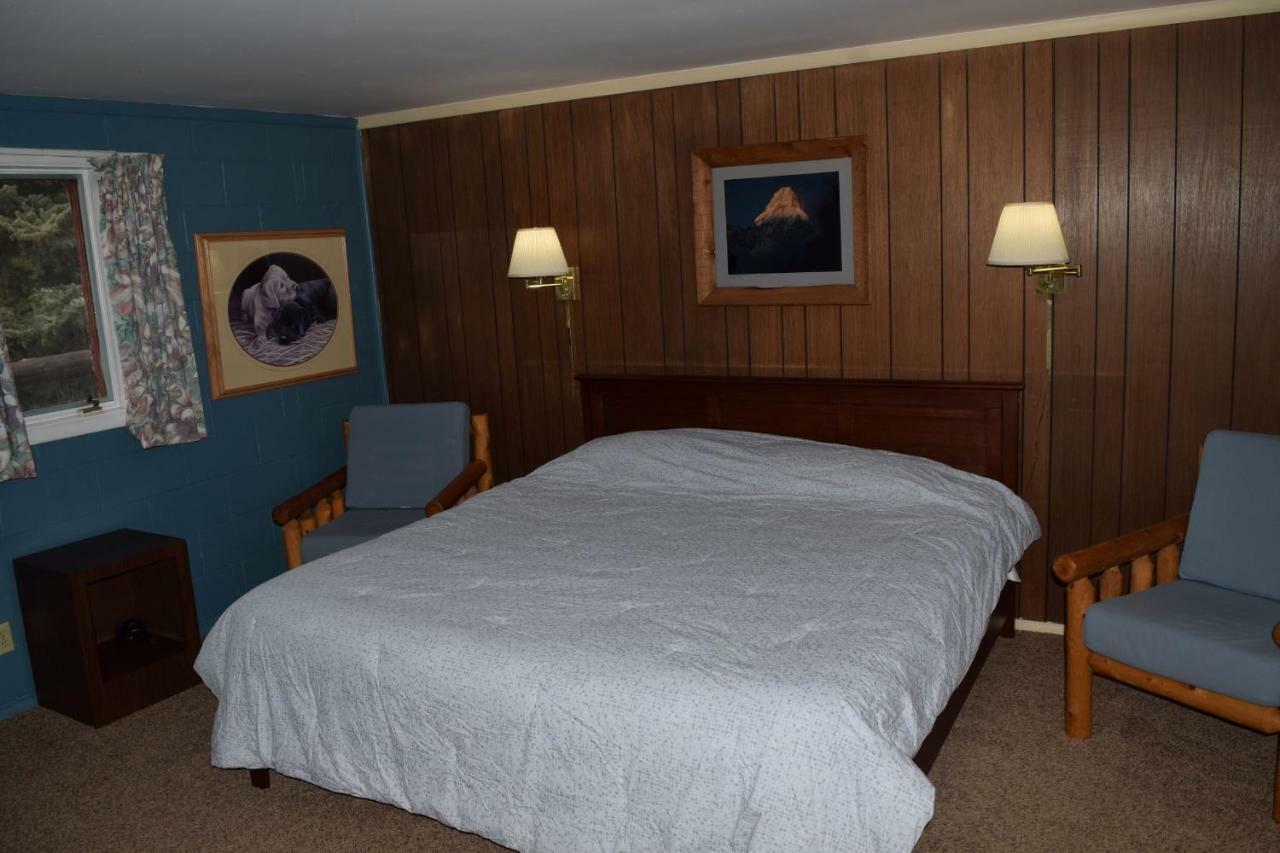 Redwood Cabins Otel Stanley Dış mekan fotoğraf