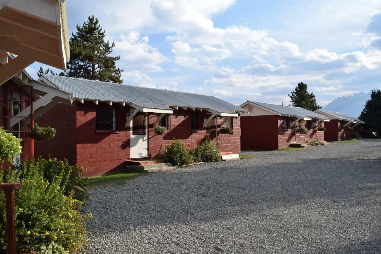 Redwood Cabins Otel Stanley Dış mekan fotoğraf