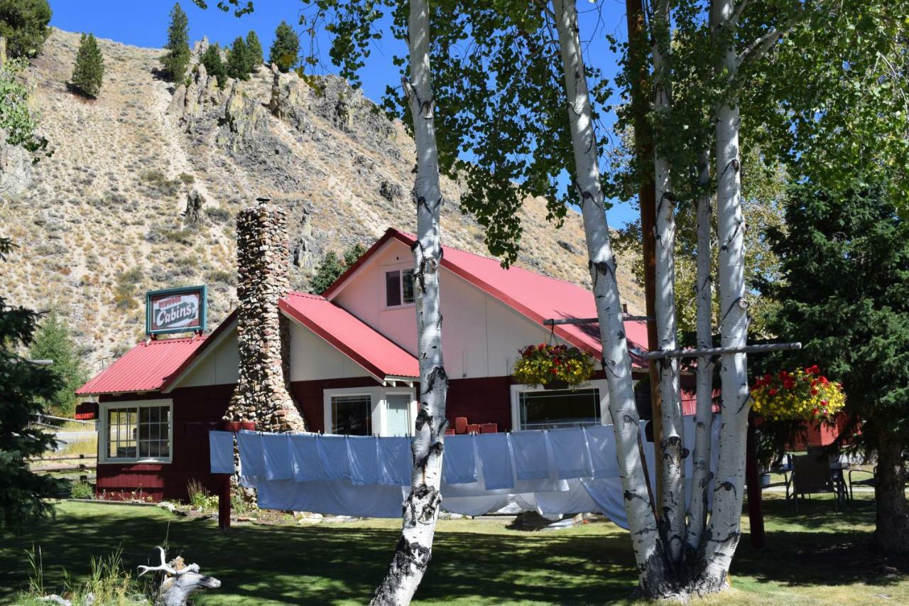 Redwood Cabins Otel Stanley Dış mekan fotoğraf
